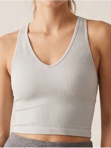 Forever 21 Light Gray Ribbed V-Neck Cropped Tank